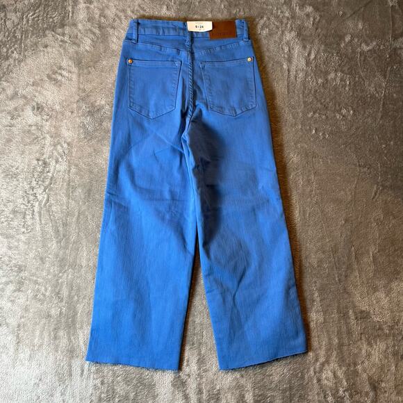 Judy Blue High Waist Tummy Control Wide Crop Pants Size 0 / 24 Sky Blue New - Picture 4 of 6